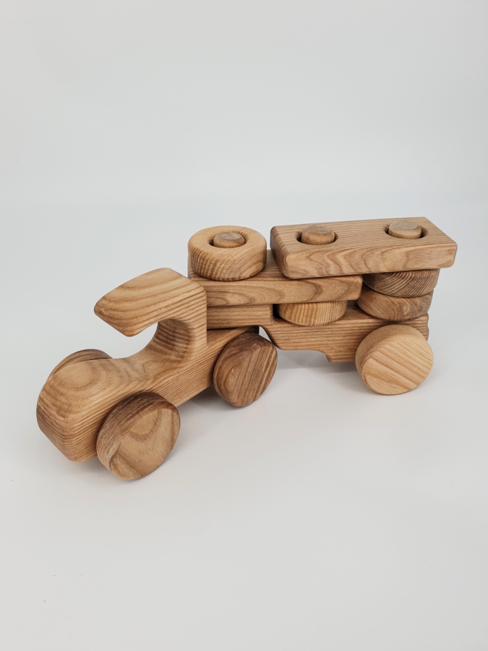 Lotes toys medinis tralas